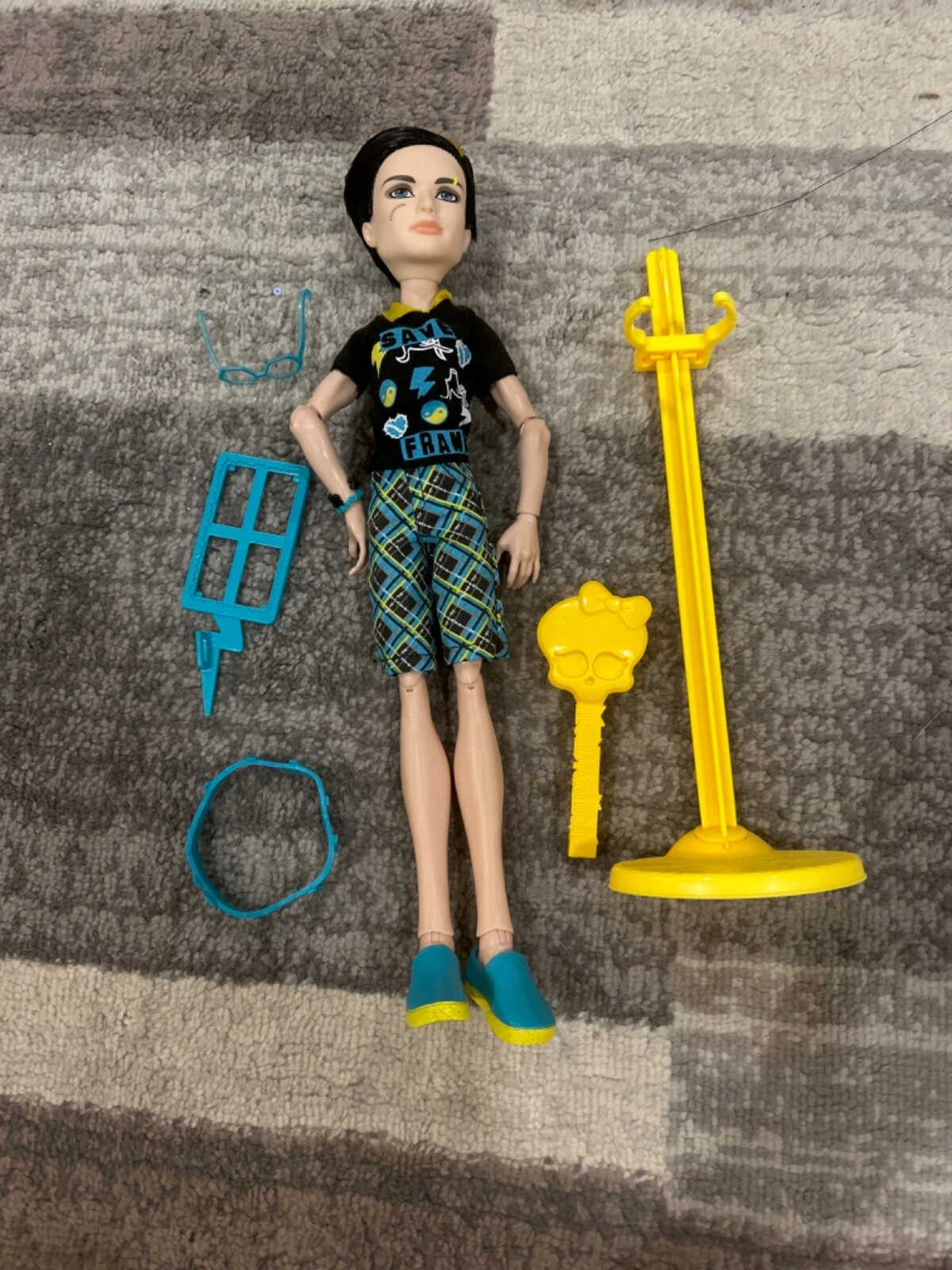 Monster High Freaky Fusion  Save Frankie Jackson Jekyll Doll
