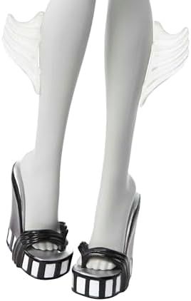 Monster High Reel Drama Doll  Clawdeen Wolf in Black and White  Collectible Reproduction with Doll Size and Life Size Posters  Horror Flick Theme