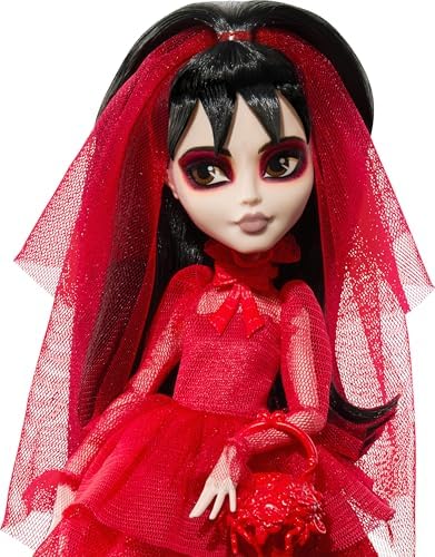 Monster High Skullector Beetlejuice Beetlejuice Doll 2 Pack  Collectible Betelgeuse and Lydia Deetz Set with Accessories and Displayable Packaging
