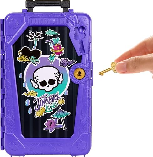 Monster High Skulltimate Secrets Jinafire Long Doll and Accessories Set  Destination  Gore geous Oasis with Suitcase and 19  Surprises Like Clothes