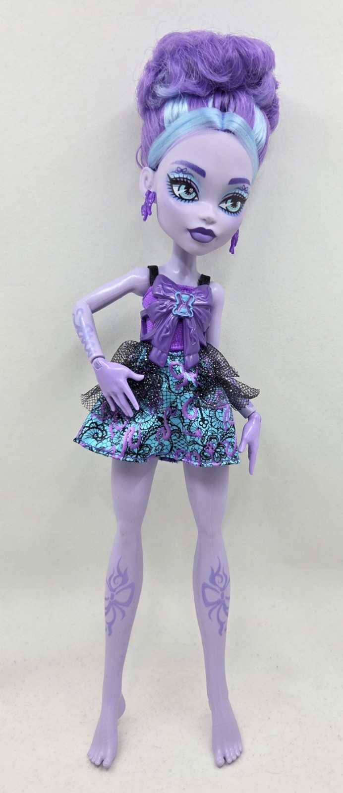 Monster High Twyla Boogeyman Buried Secrets Haunted Dance Doll