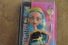 Monster high doll Cleo Denile Buried Secrets Cozy Creepover LATIN MEXICO EDITION