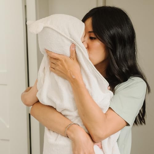 Mustela Newborn Arrival Gift Set   Baby Skincare & Bath Time Essentials   Natural & Plant Based   5 Items Set