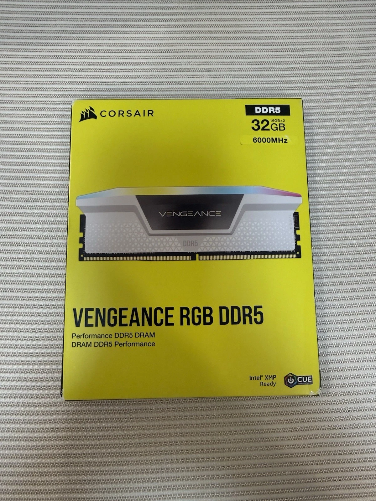 ¡NUEVA RAM para PC CORSAIR Vengeance RGB de 32 GB (2 x 16 GB) de 288 pines DDR5 6000 blanca para juegos!