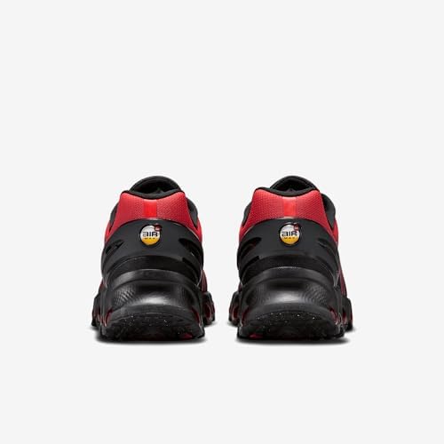 NIKE AIR MAX DN8 BLACK/BLACK GYM RED BRIGHT CRIMSON