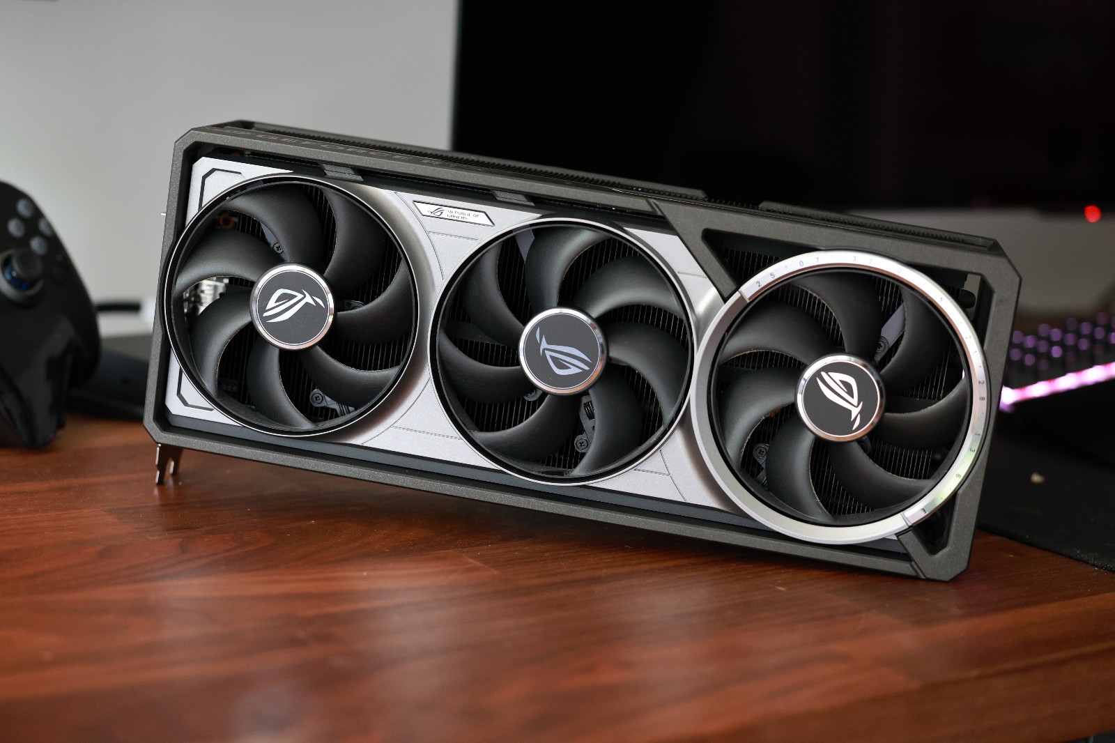 NVIDIA ASUS ROG Astral GeForce RTX 5080 16GB GDDR7 GPU Confirmed Working
