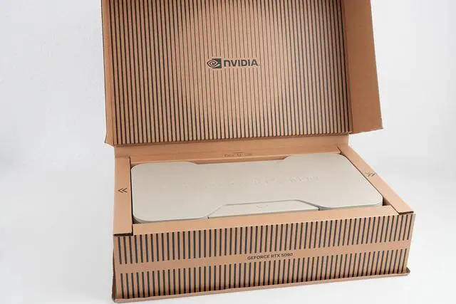 NVIDIA Founder Edition GeForce RTX 5090 32GB GDDR7 PCI Express 5 0 x16 ATX Graphics Card 900 1G144 2530 000