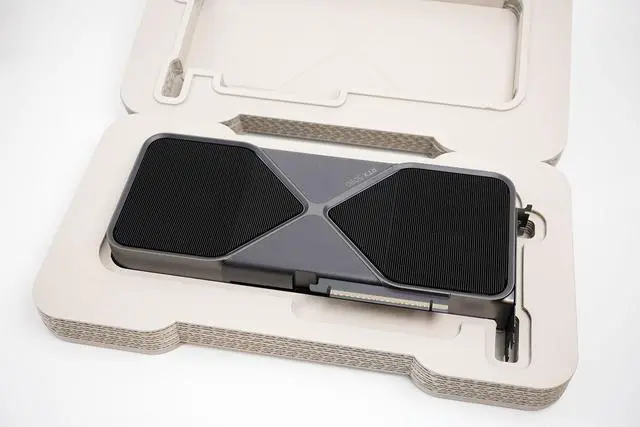 NVIDIA Founder Edition GeForce RTX 5090 32GB GDDR7 PCI Express 5 0 x16 ATX Graphics Card 900 1G144 2530 000