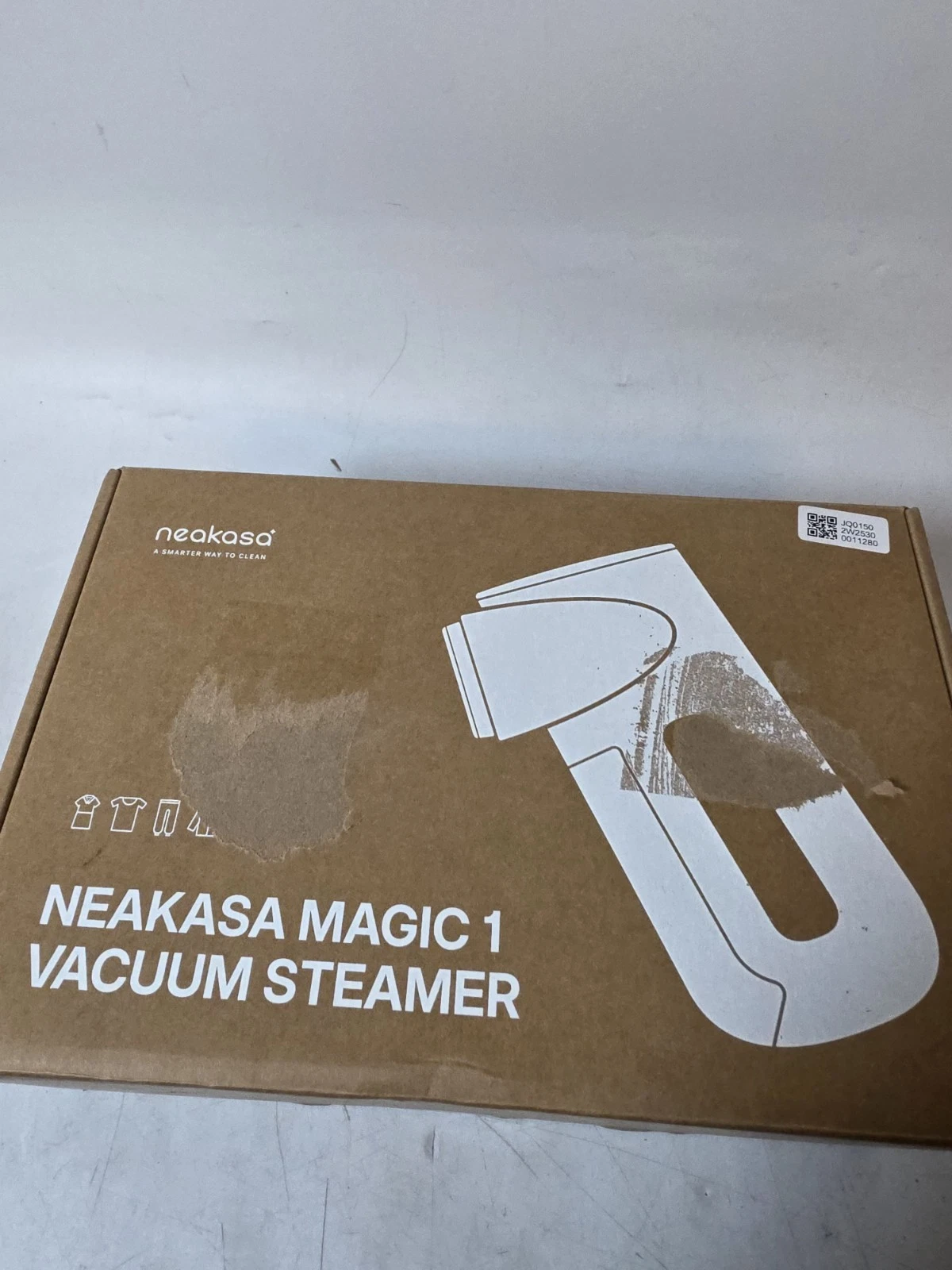 Neakasa Magic 1 Vacuum Steamer  Handheld Travel Garment Steamer  White