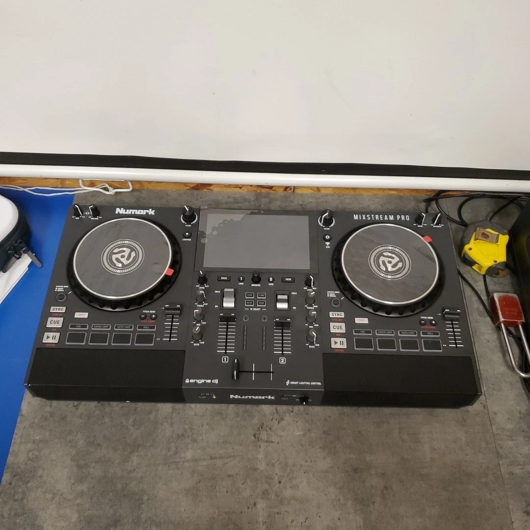 New open box Numark Mixstream Pro Standalone Streaming DJ Controller   Black