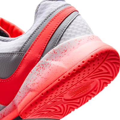 NikeCourt Lite 4