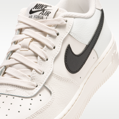 Talla 6.5Y - Nike Air Force 1 Essential