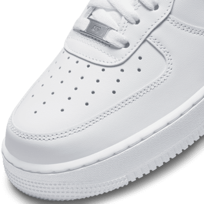 Nike Air Force 1  07, M12 y otro M11.5