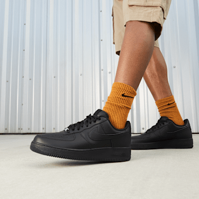 Talla 8.5M -Nike Air Force 1  07