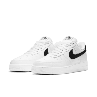 Talla 8.5M -Nike Air Force 1  07