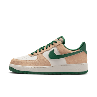 Nike Air Force 1  07 LV8