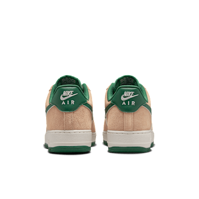 Nike Air Force 1  07 LV8