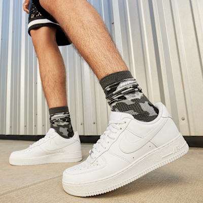 US 11.5 HOMBRE Nike Air Force 1  07