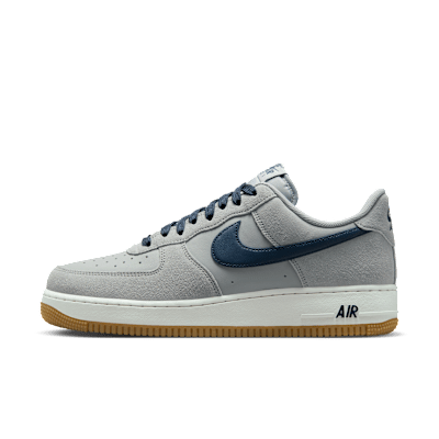 Nike Air Force 1  07 LV8