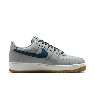 Nike Air Force 1  07 LV8
