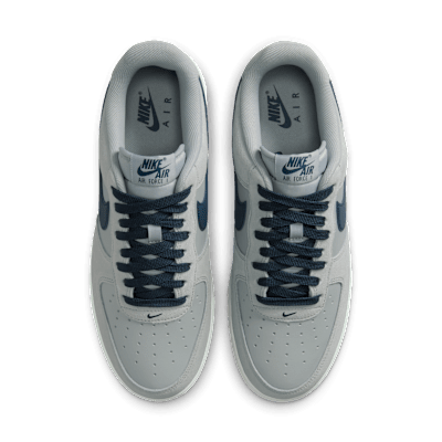 Nike Air Force 1  07 LV8