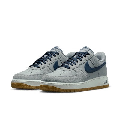 Nike Air Force 1  07 LV8
