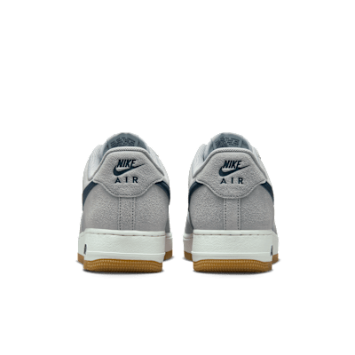 Nike Air Force 1  07 LV8