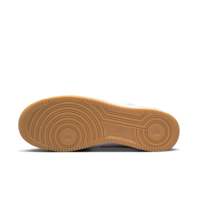 Nike Air Force 1  07 LV8, Talla M7