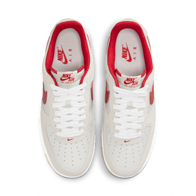 Nike Air Force 1  07 LV8