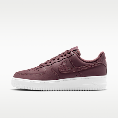 Nike Air Force 1  07 SE