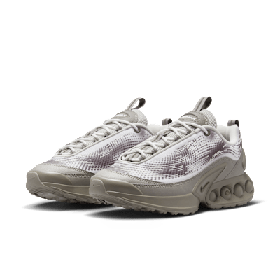 Talla M9.5 - Nike Air Max Dn