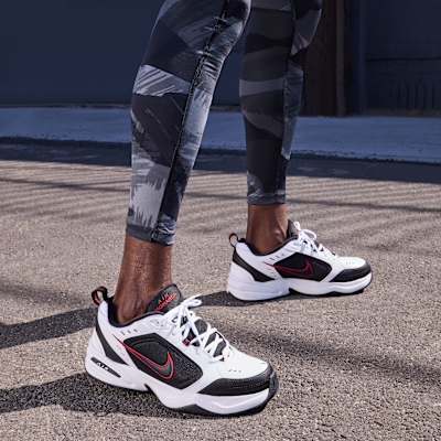 Nike Air Monarch IV