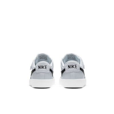 talla 13C  - Nike Blazer Low  77
