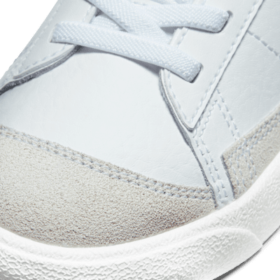 talla 13C  - Nike Blazer Low  77