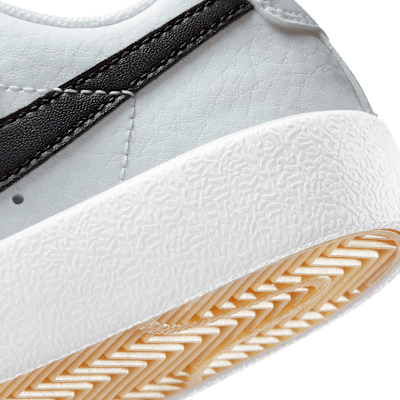 talla 13C  - Nike Blazer Low  77