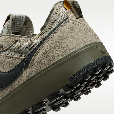 Talla 10 M - Nike C1TY  Surplus