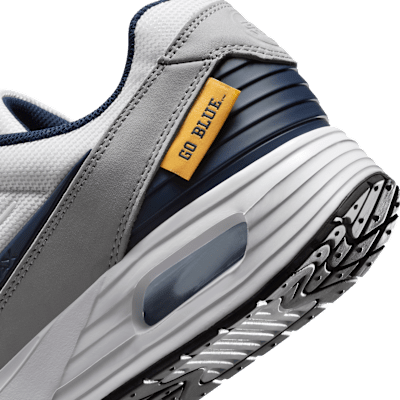 Talla 8.5 hombre  Nike College Air Max Verse  Michigan