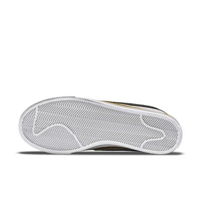 Talla 7.5M  - Nike Court Legacy