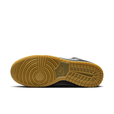 Nike Dunk Low Retro SE