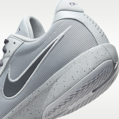 Talla 10M - Nike G T  Cut Academy