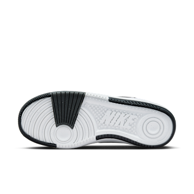 Talla Women 7.5 - Nike Gamma Force