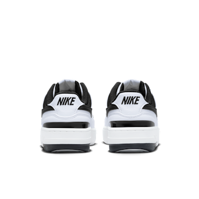 Talla Women 7.5 - Nike Gamma Force