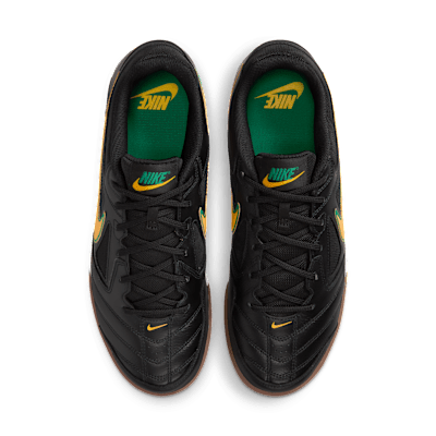 Nike Gato