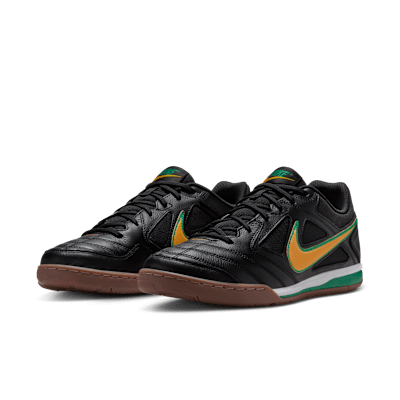 Nike Gato