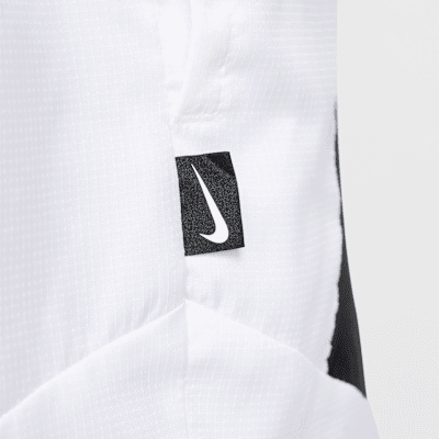 Nike Icon