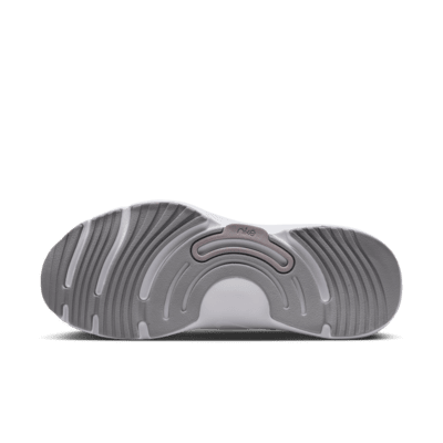 Talla 6 women vNike In Season TR 13