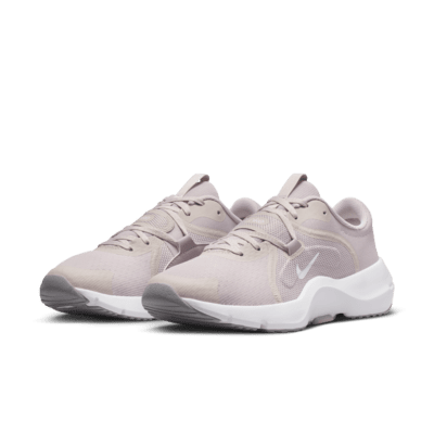 Talla 6 women vNike In Season TR 13