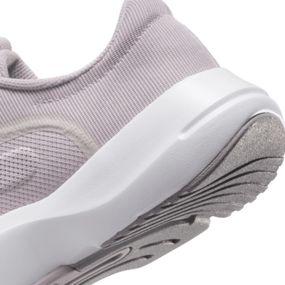 Talla 6 women vNike In Season TR 13