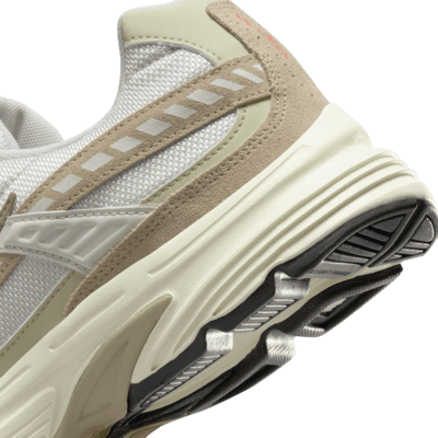 Nike Initiator