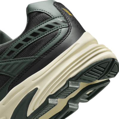 Talla 9 -Nike Initiator